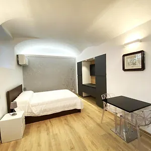 https://diana-apartment-loft-open-space-netflix-included.it-romehotels.com
